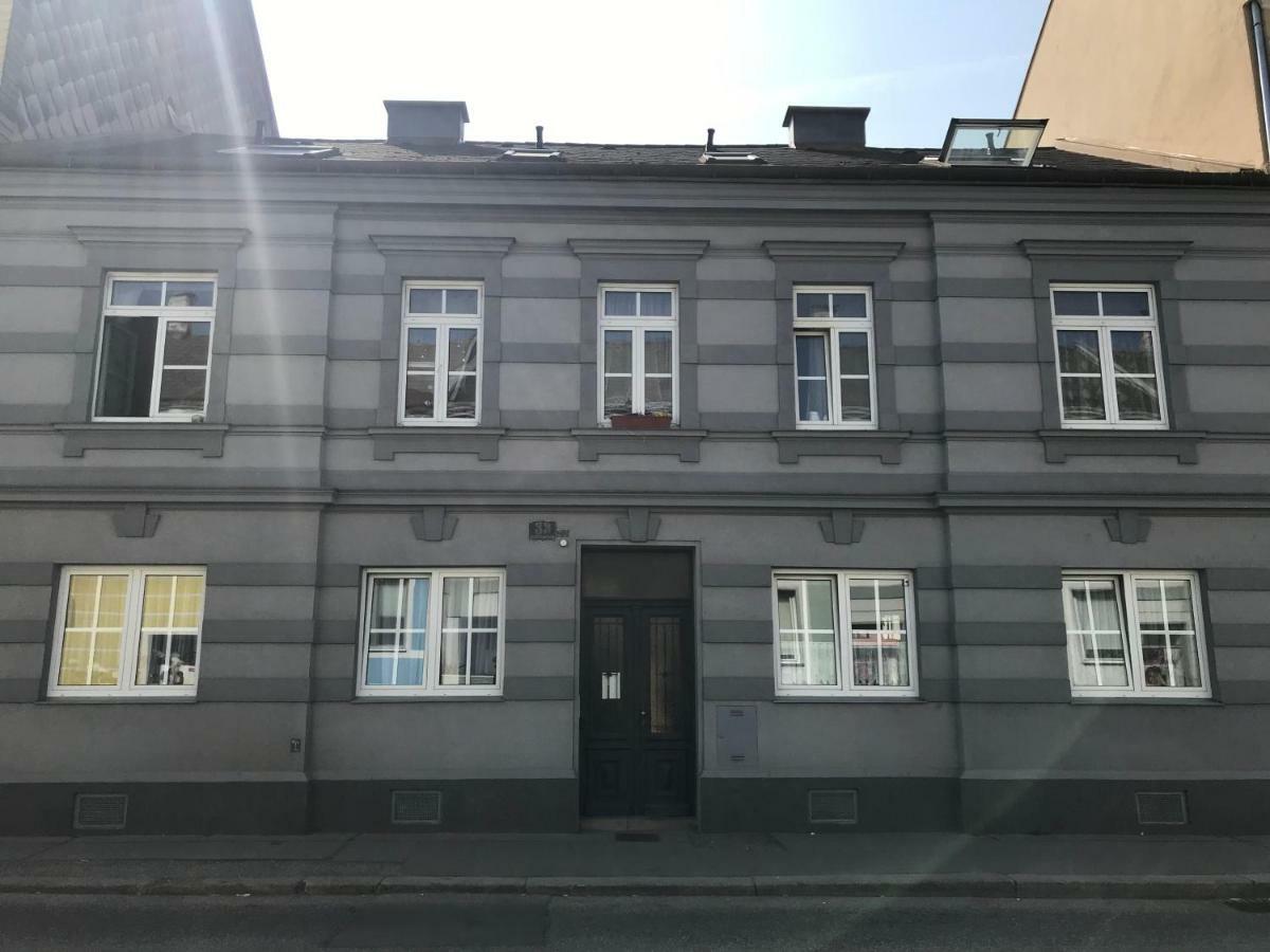 Skyview Studio Stp Daire Sankt Poelten Dış mekan fotoğraf