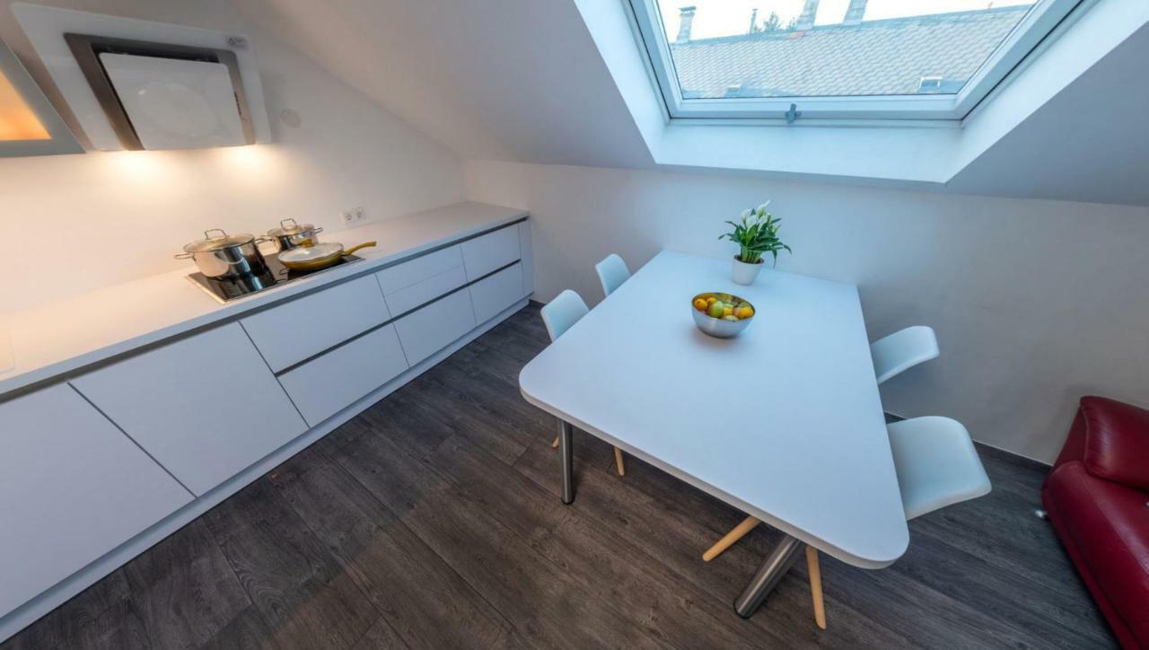 Skyview Studio Stp Daire Sankt Poelten Dış mekan fotoğraf