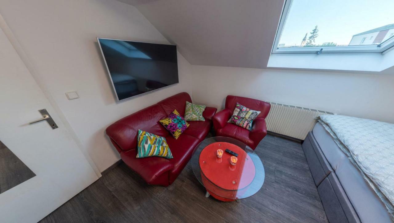 Skyview Studio Stp Daire Sankt Poelten Dış mekan fotoğraf